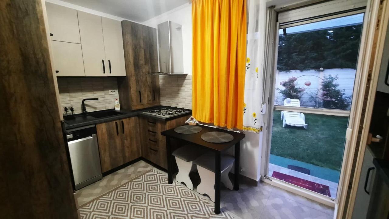 “Home Sweet Home” Sîntandrei Exterior foto